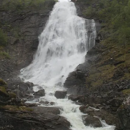 Stoppher Kvamskogen * نورهايمسوند